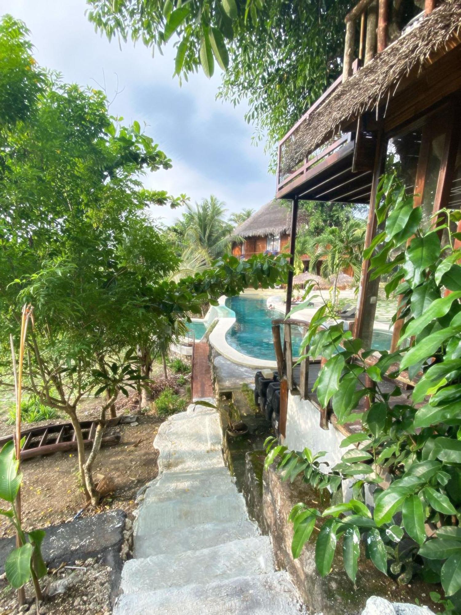 Gading Tree House Batununggul Exterior foto