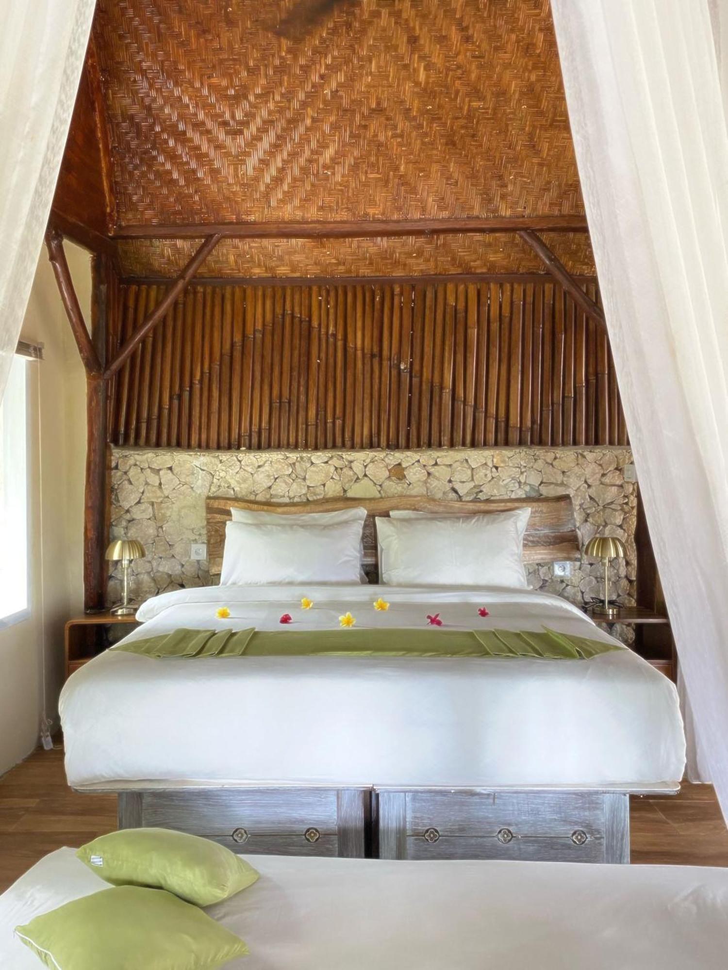 Gading Tree House Batununggul Exterior foto